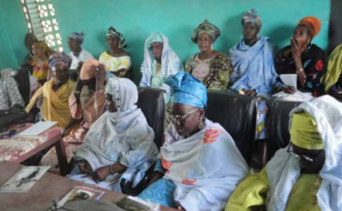 Las mujeres de Nioro du Sahel y Diéma, en la región de Kayes, Malí, se están equipando para invertir mejor en la gestión de la salud comunitaria (en francés)